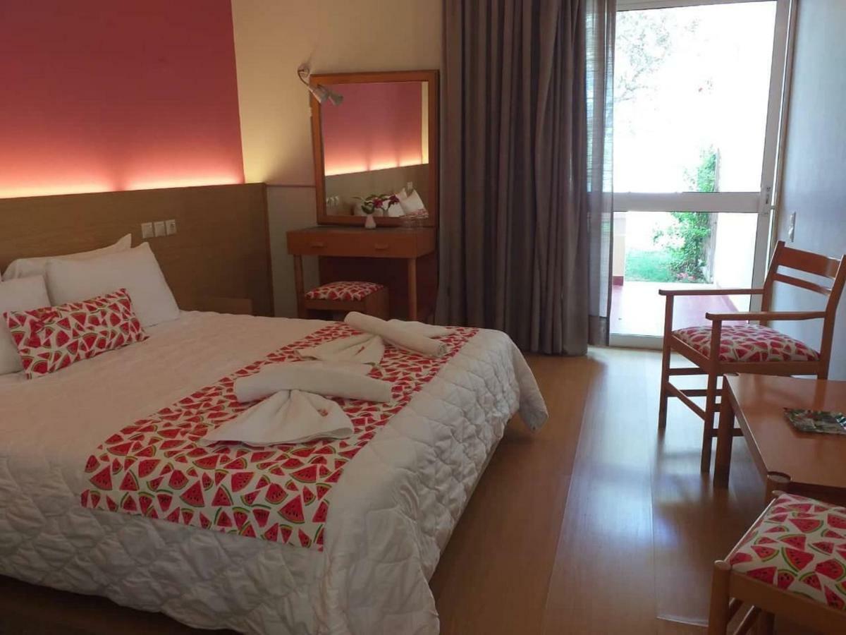 Hotel Margarita Corinth Luaran gambar